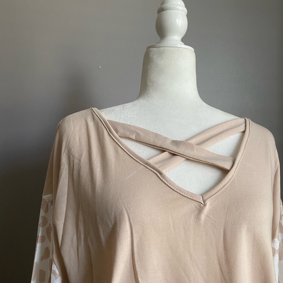 🔹New🔹Billow Sleeve Cross Front Top - Picture 5 of 7